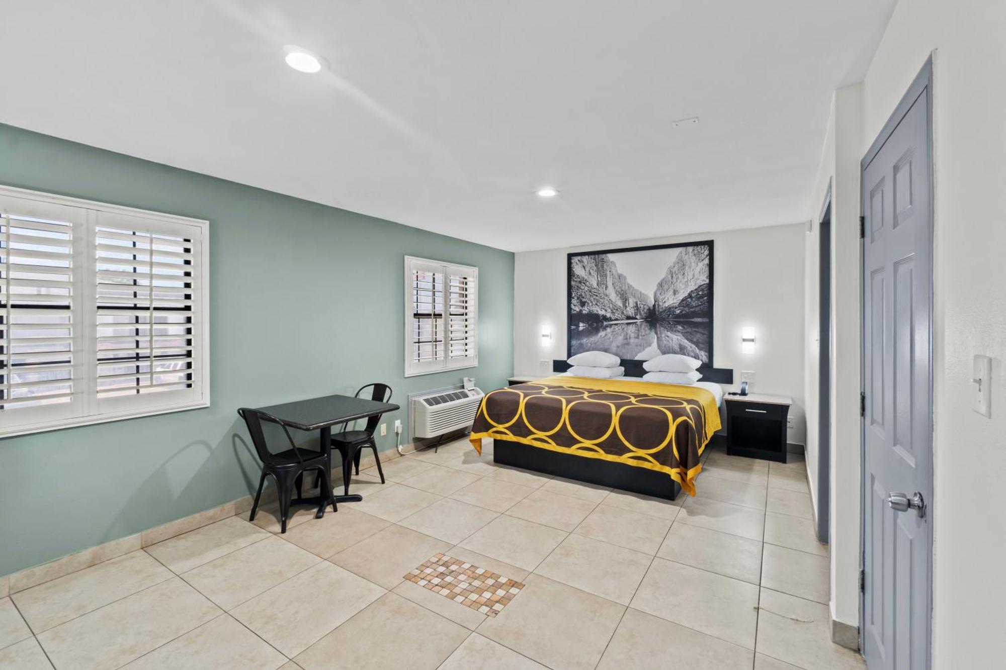Super 8 By Wyndham Mcallen-Downtown-Airport-La Plaza Mall Ngoại thất bức ảnh